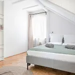Tuyo Casa Sarabandy * 华沙