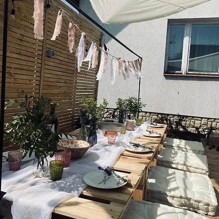 فيلة Tuyo Casa Sarabandy وارسو