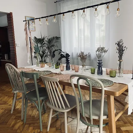 Vila Tuyo Casa Sarabandy